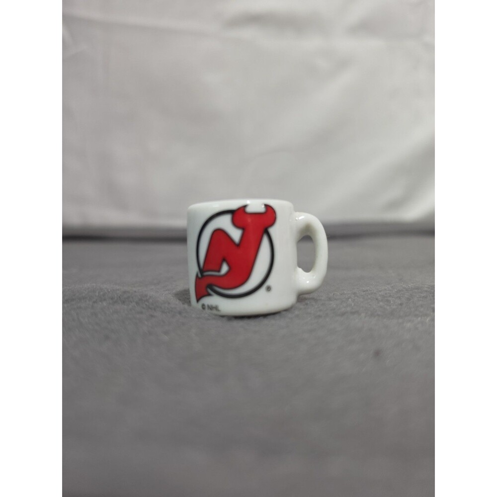 NEW JERSEY DEVILS Logo NHL "Cup Crazy" Commemorative Team 1.25" Mini Mug